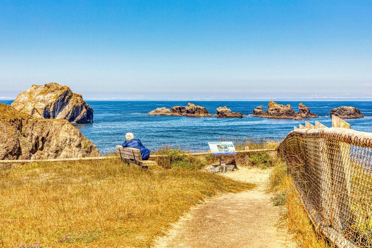 A Beach Loop Getaway バンドン エクステリア 写真