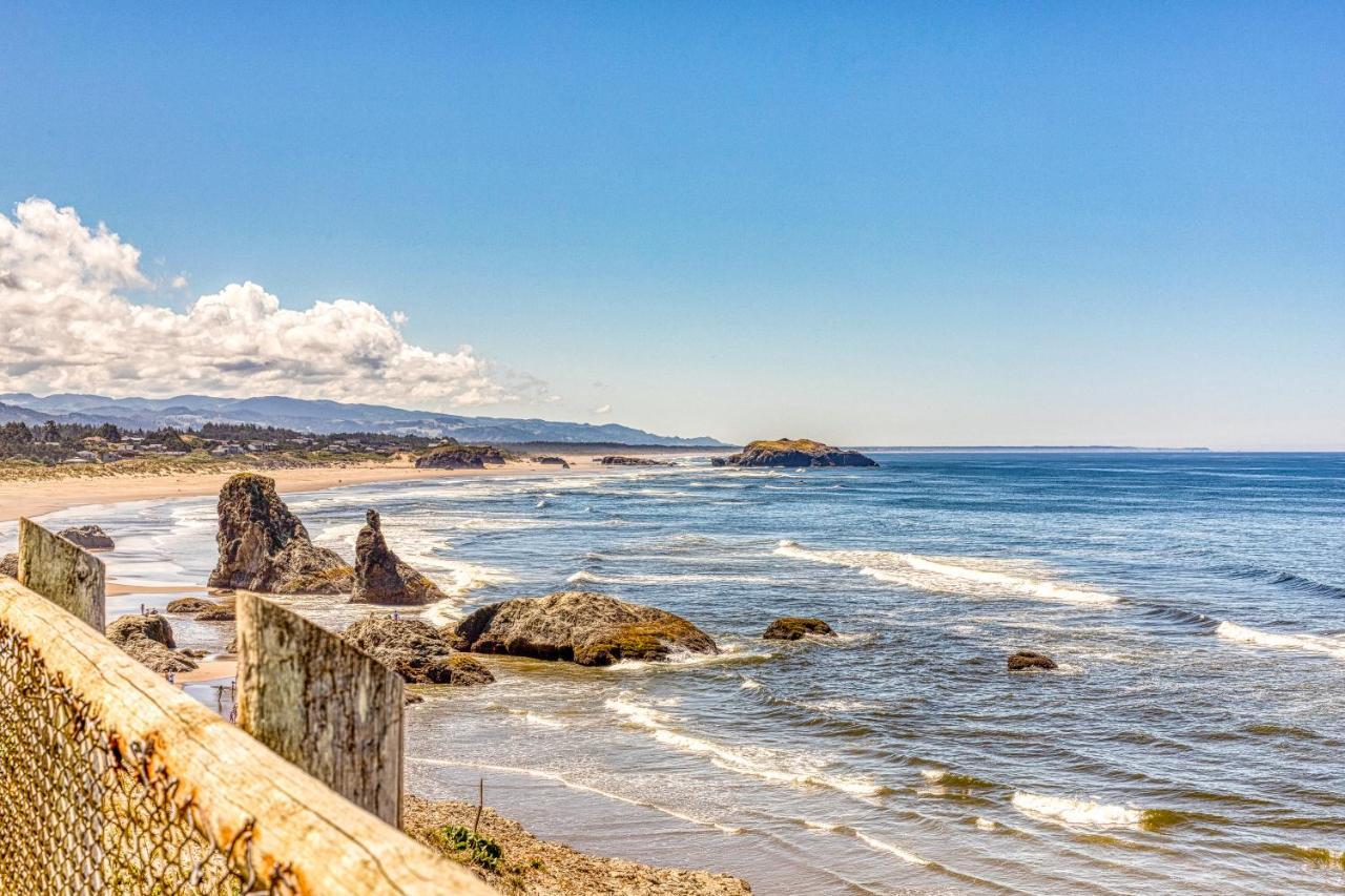 A Beach Loop Getaway バンドン エクステリア 写真